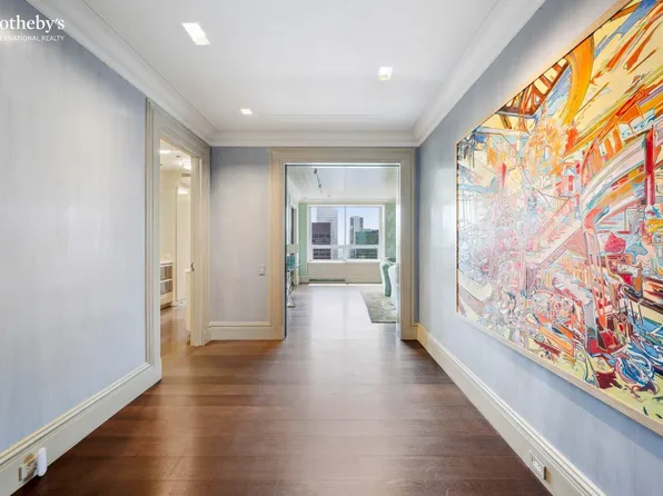 15 West 53rd Street image 1 of 11