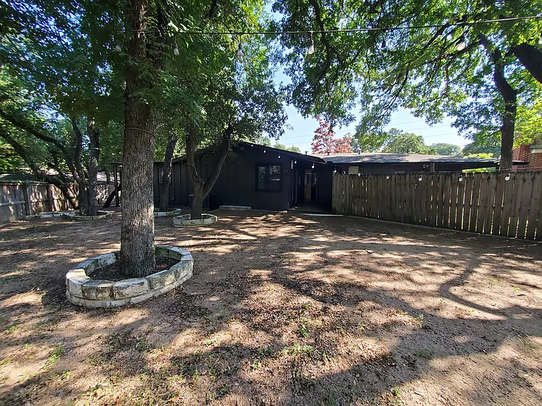 3408 Northland Dr #C — Photo 2