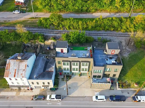 2636 Riverside Dr, Cincinnati, OH 45202