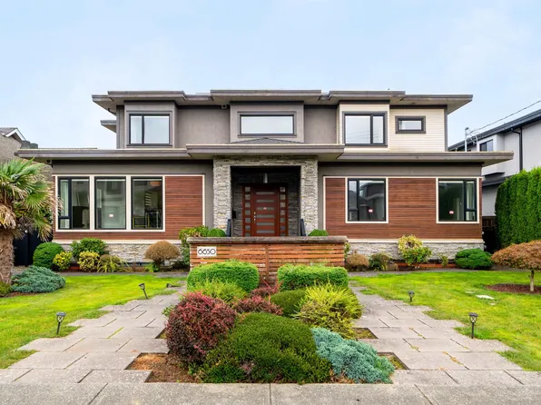 6650 Napier St, Burnaby, BC V5B 2C3