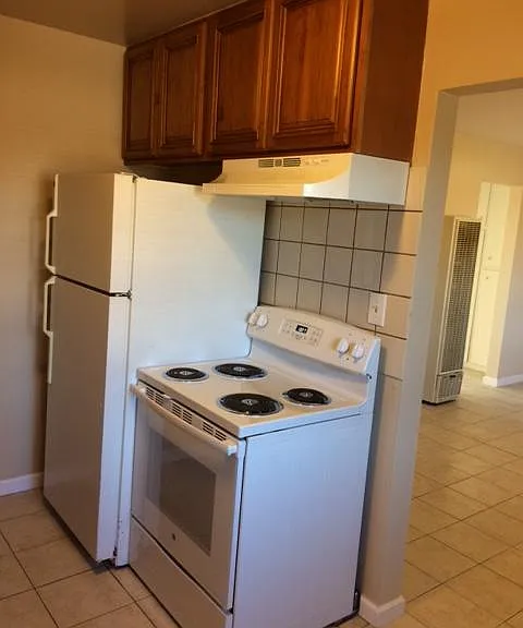 655 Sycamore Ave #21 — Photo 4