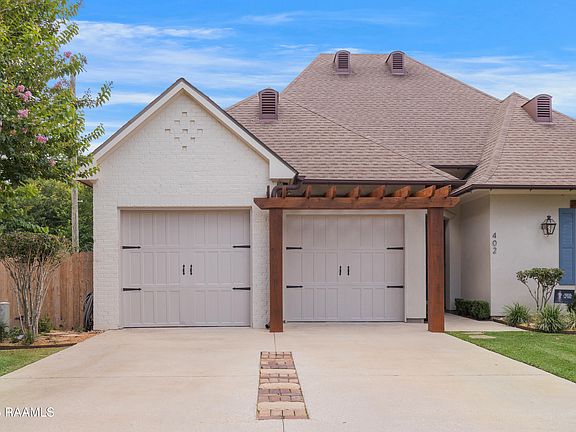 3rd image of 402 Flora Springs Dr