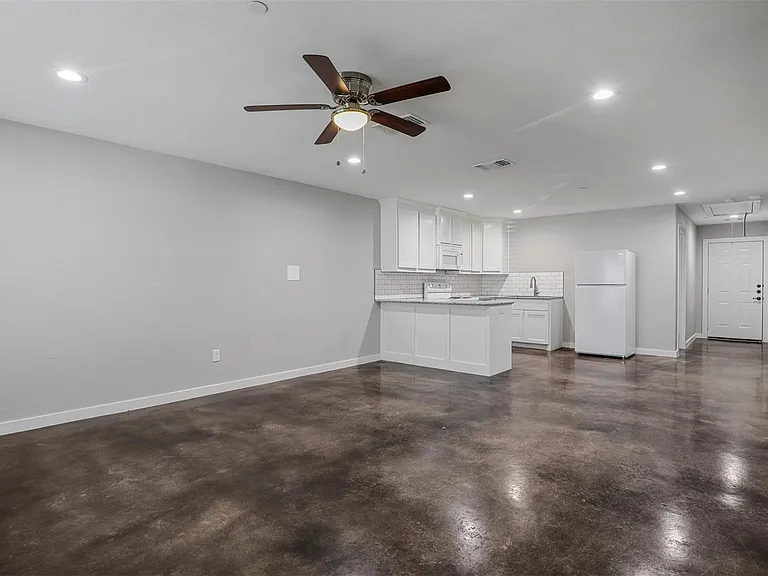 410 S Mirick Ave #412 — Photo 8