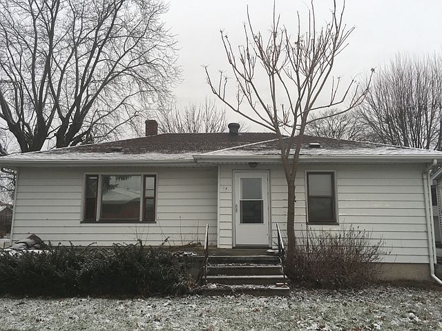 1st image of 1872 Tonti St