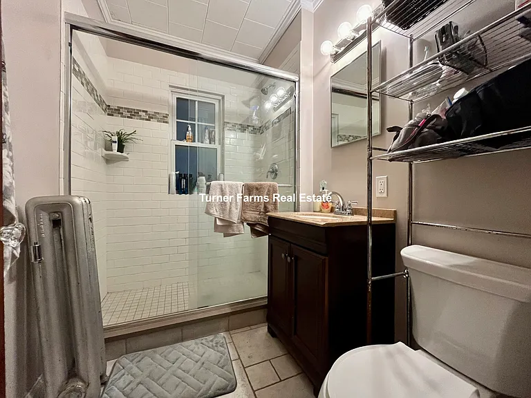 158 W Adams St #2 — Photo 18