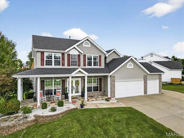 39 Gulf Shores Dr, O'Fallon, MO 63368