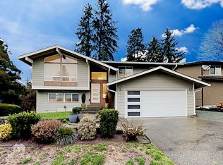 1711 Monroe Ave SE, Renton, WA 98058