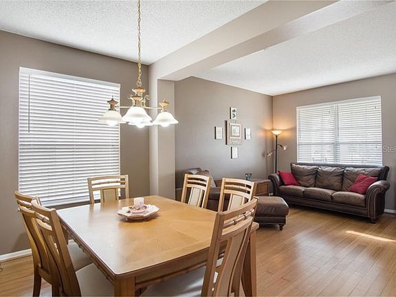 5th image of 1211 Loretto Cir