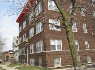 1122 N 27th St APT 5, Milwaukee, WI 53208