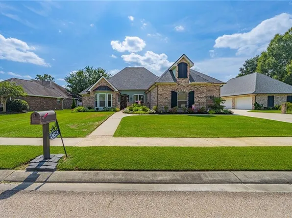 363 Lake Orleans Blvd, Ponchatoula, LA 70454