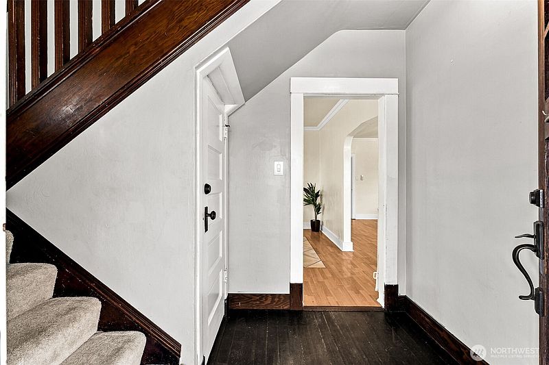 2nd image of 1227 5th Street