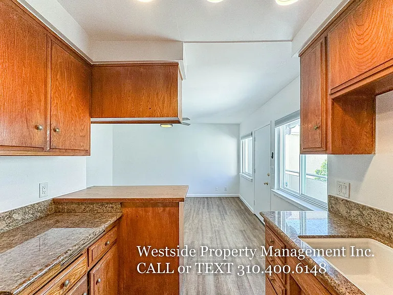 134 Chautauqua Blvd. — Photo 5