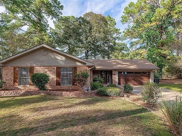 120 Spring Creek Dr, Pineville, LA 71360