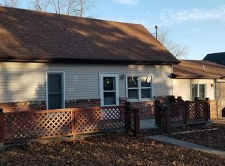 211 4th Ave, Underwood, IA 51576