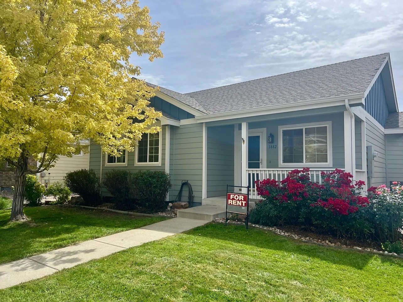 4 bed, 2111 sqft, $2,600 — Photo 1