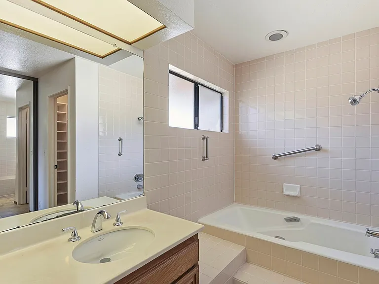 14 Calypso Ln — Photo 20