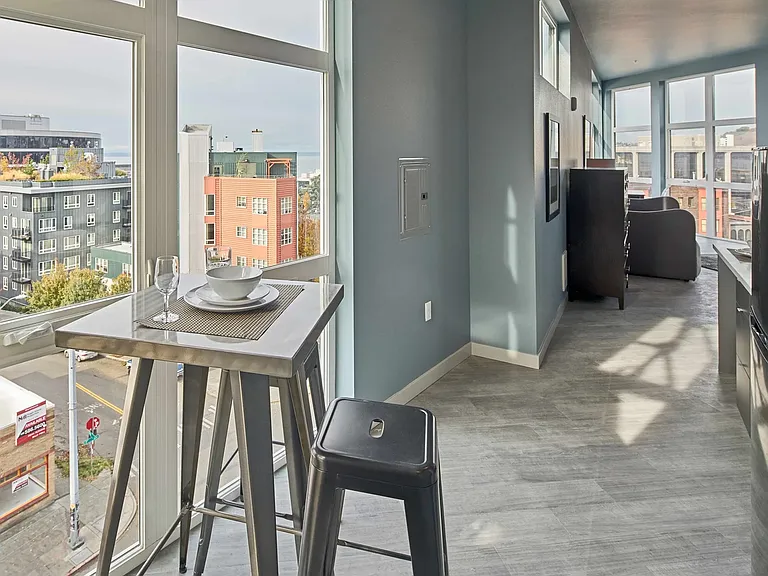 Minnie Flats | 101 Denny Way, Seattle, WA 98109 — Photo 7