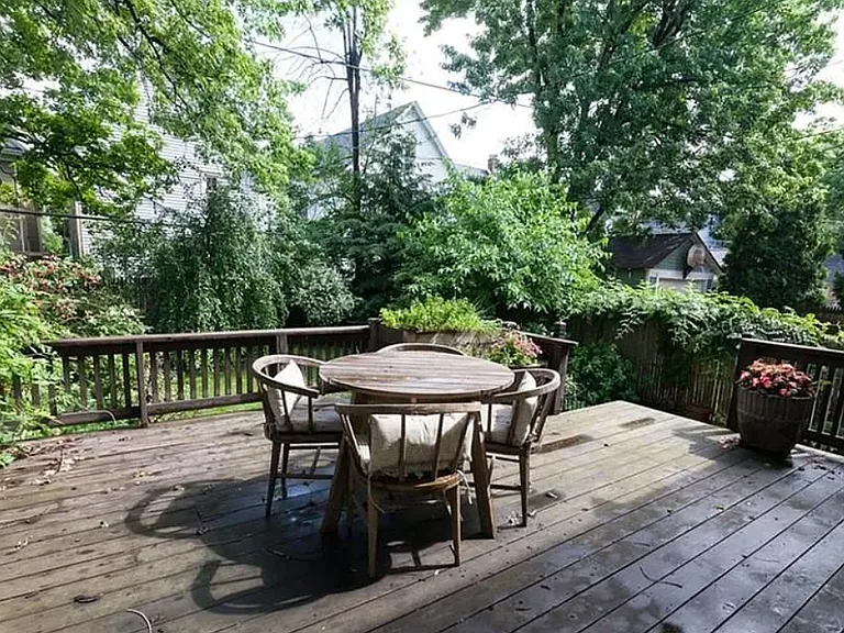 714 Auburn Ave — Photo 5