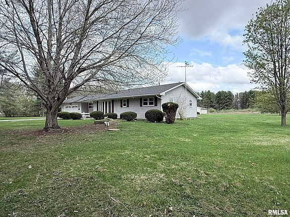 3rd image of 1195 Eiker Rd