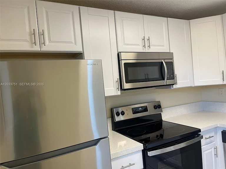 3252 Foxcroft Rd #307 — Photo 8