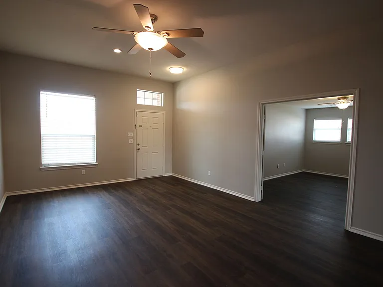 6021 Morning Mist Dr — Photo 4