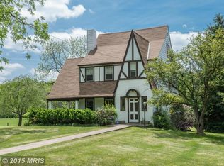 5229 Creek Rd, Hancock, MD 21750