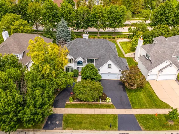 2627 Rutland Rd, Naperville, IL 60564