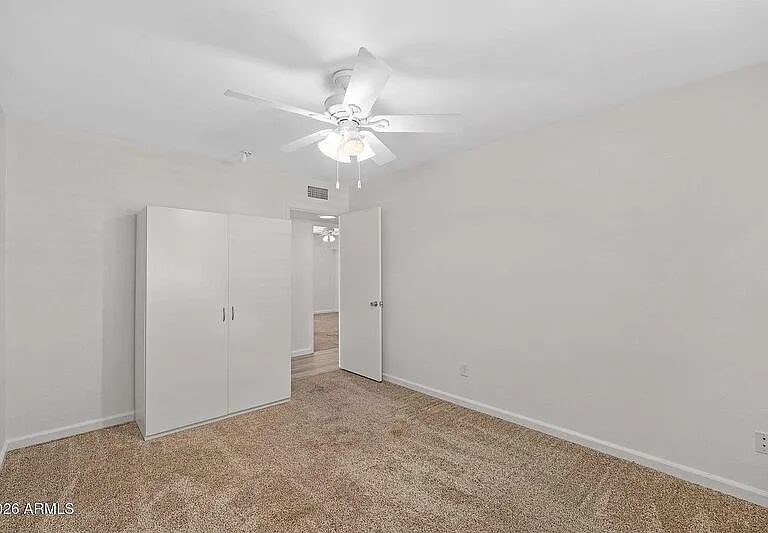 2137 E Apollo Ave — Photo 24