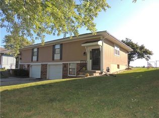 3908 SW 8th Ter, Blue Springs, MO 64015