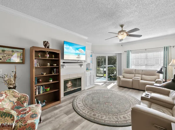 10000 GATE Parkway N #611, Jacksonville, FL 32246
