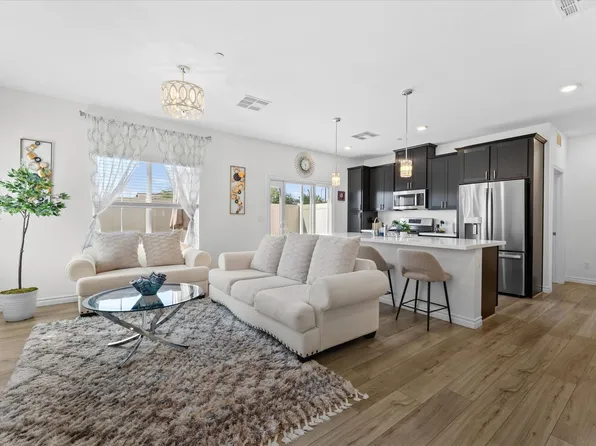 237 Callen Falls Ave Unit 2011, Henderson, NV 89011