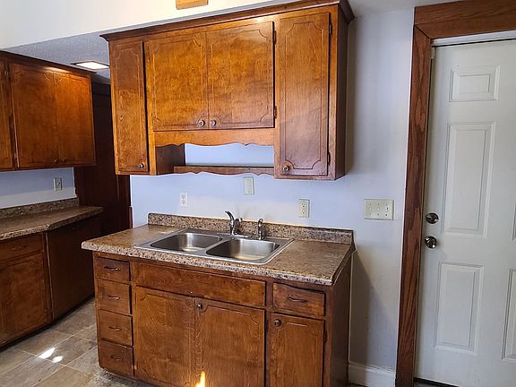 2nd image of 2900 Colfax Ave N #1