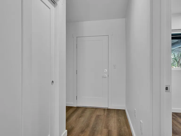 Saddle Lofts Apartments — Photo 13