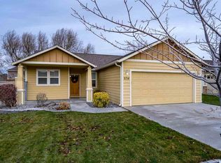 5714 W 15th Ave, Kennewick, WA 99338