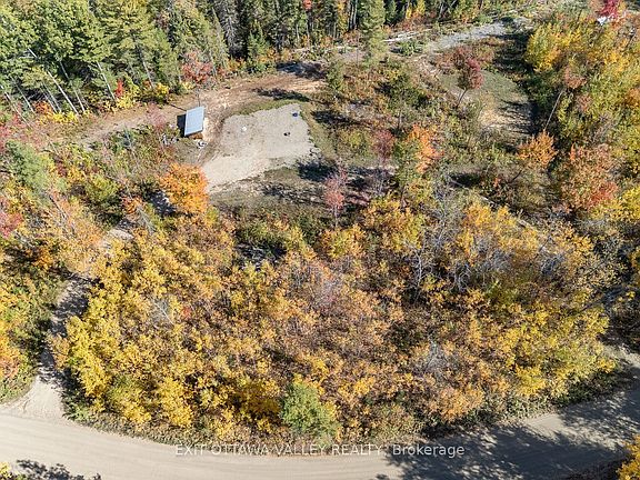 3rd image of 274 McAnulty Rd