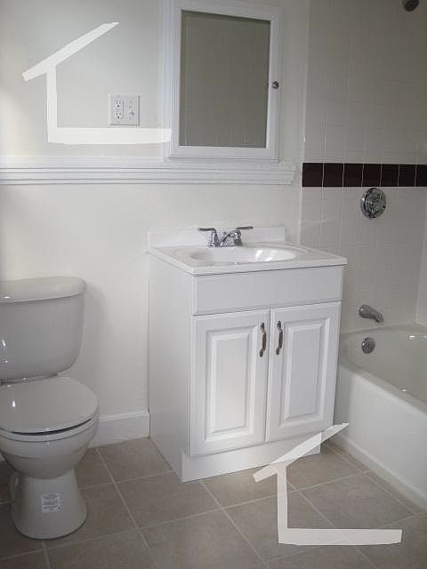 2nd image of 86 Brainerd Rd #02PH