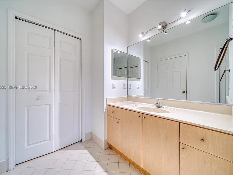3365 NE 11th Dr #3365 — Photo 19