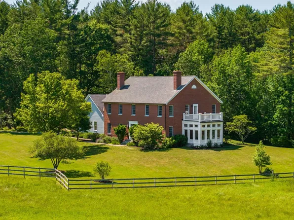 442 OLD GARRISON Road, Dover, NH 03820