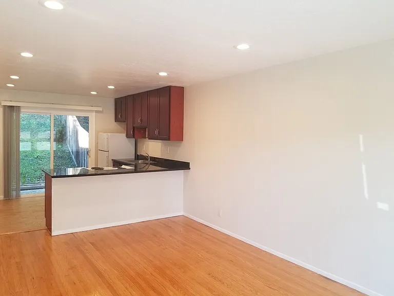 2076 Donald Dr — Photo 2