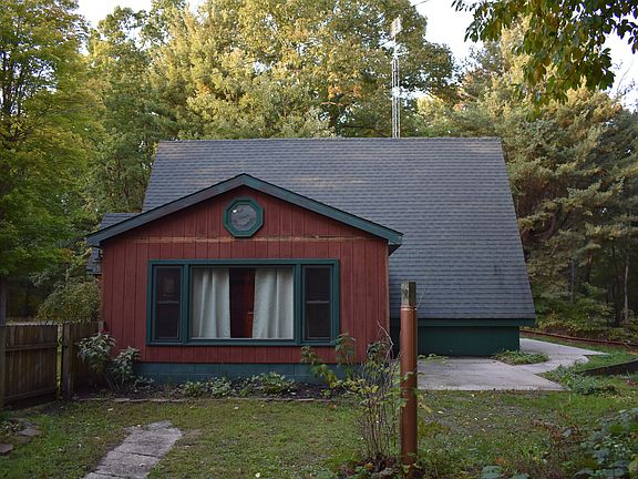 3rd image of 280 N Northwood Dr