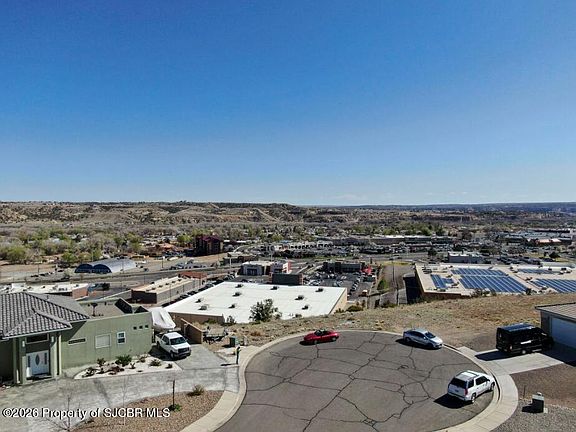 2nd image of 4700 Hilltop Ct