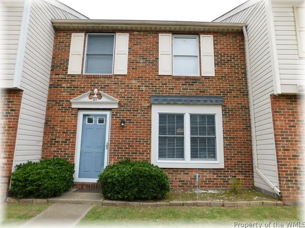 18 Lucinda Ct, Hampton, VA 23666