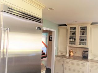 34 Woodlane Rd, Lawrence Township, NJ 08648