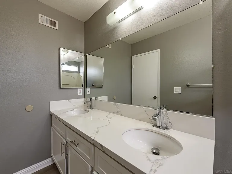 1045 Fuchsia Ln — Photo 22