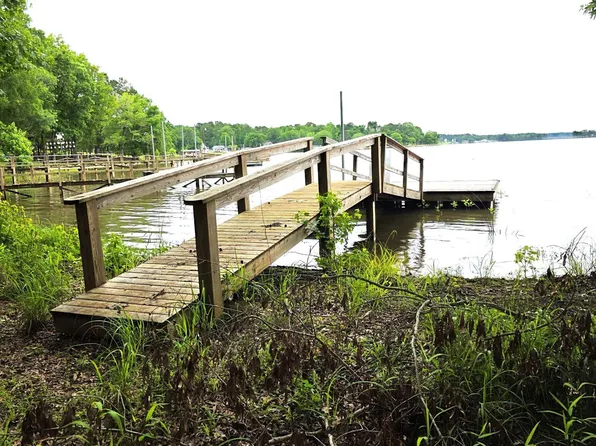 1595 Wateree Estates Rd, Winnsboro, SC 29180