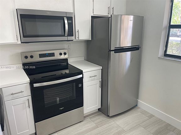 2nd image of 3199 Foxcroft Rd APT 110