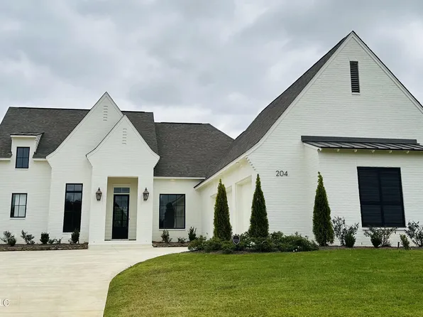 204 Parke Dr, Ridgeland, MS 39157