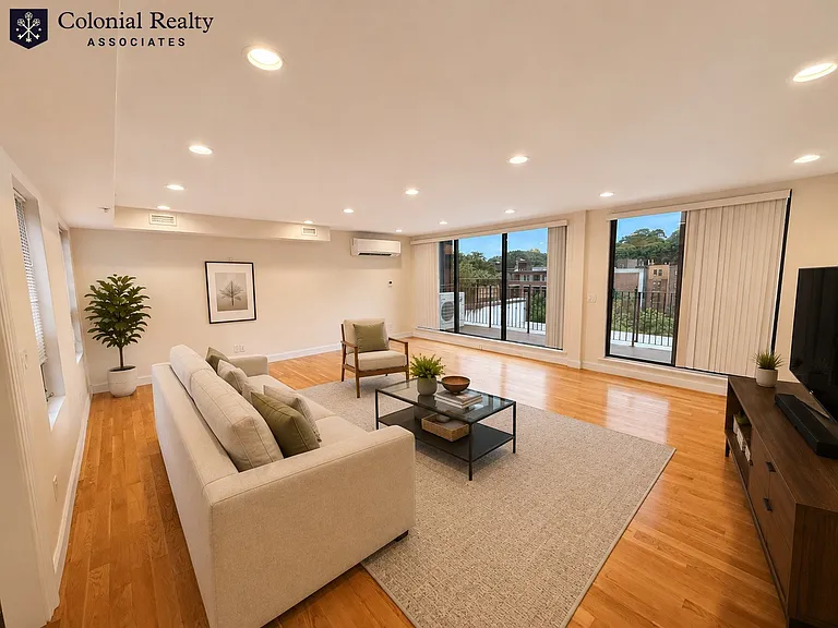 1616 Beacon St #4 — Photo 15