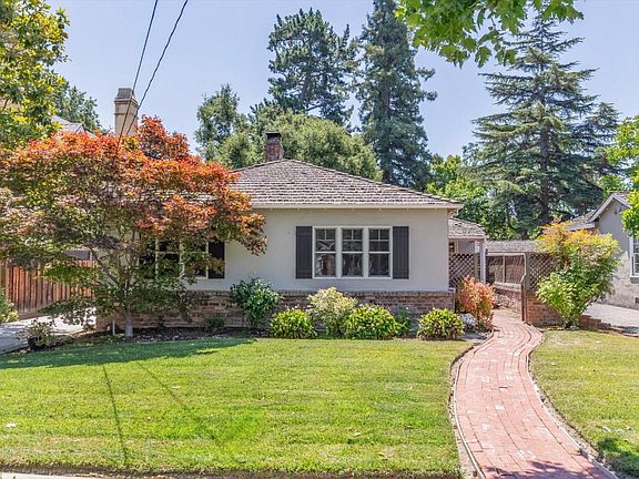 4th image of 1072 Laurie Ave