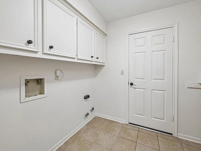6511 Pauma Dr — Photo 25